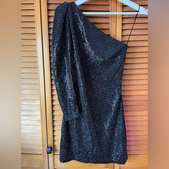 ZARA One Shoulder Asymmetric Dark Grey Sequin Dress - Picture 4 of 10